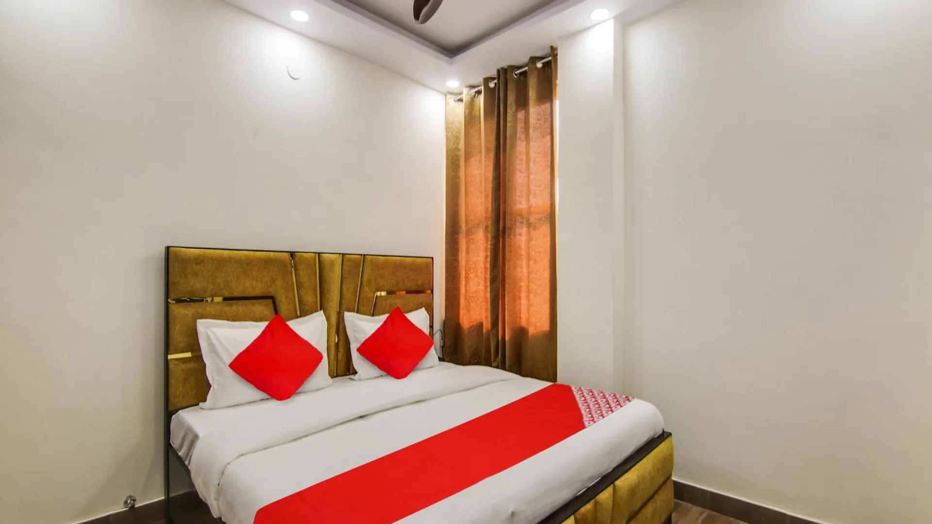 ***  Hotel O Ar Residency Delhi  India